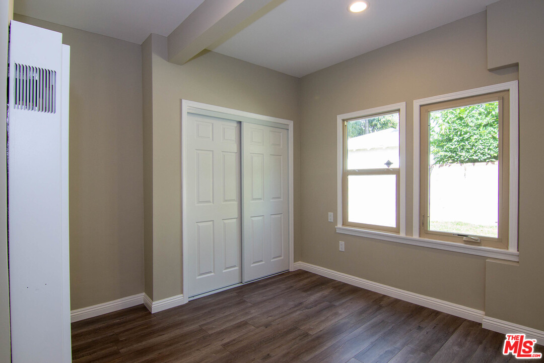 2139 Wellington Road Los Angeles, CA 90016 - Photo 38 of 44 Gallery Image 38
