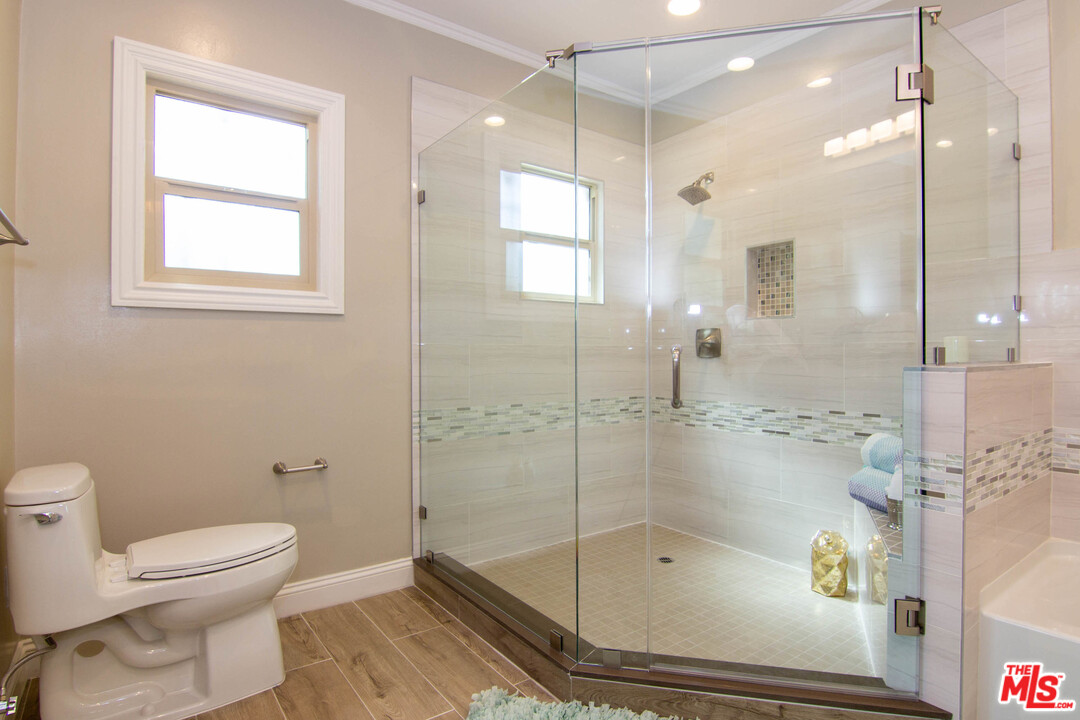 2139 Wellington Road Los Angeles, CA 90016 - Photo 40 of 44 Gallery Image 40