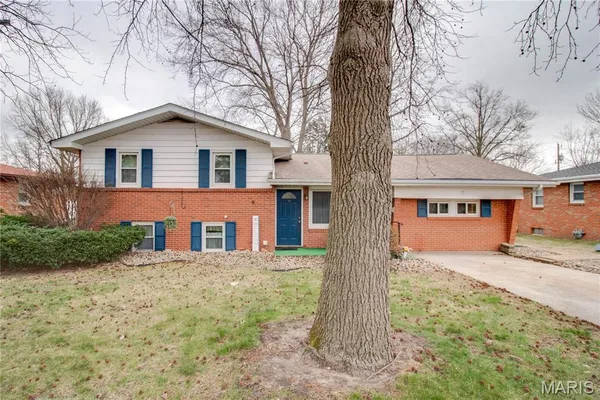 $184,900 | 318 Albers Place, Bethalto, IL 62010