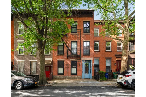 $3,800,000 | 192 Nelson Street | Carroll Gardens