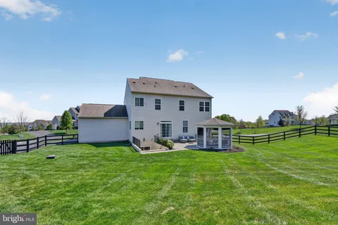 $1,050,000 | 15631 Avebury Manor Place, Leesburg, VA 20176