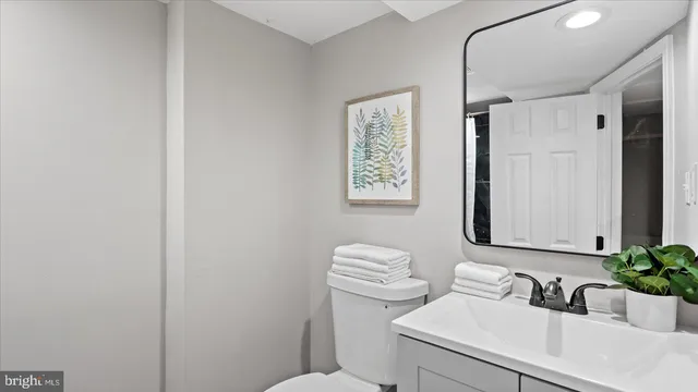 a view of walk in closet