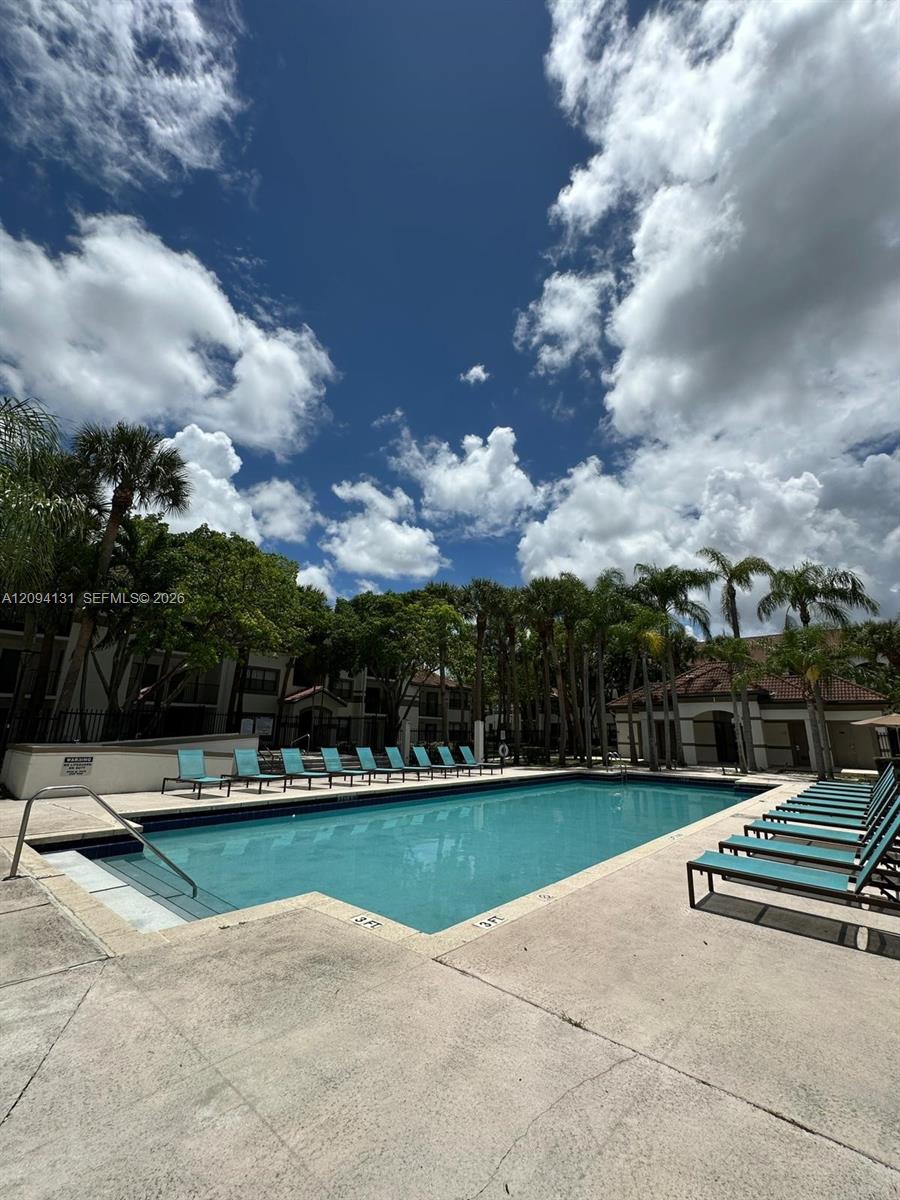540 South Park Road, Unit 169 Hollywood, FL 33021 - Photo 7 of 18 Gallery Image 7