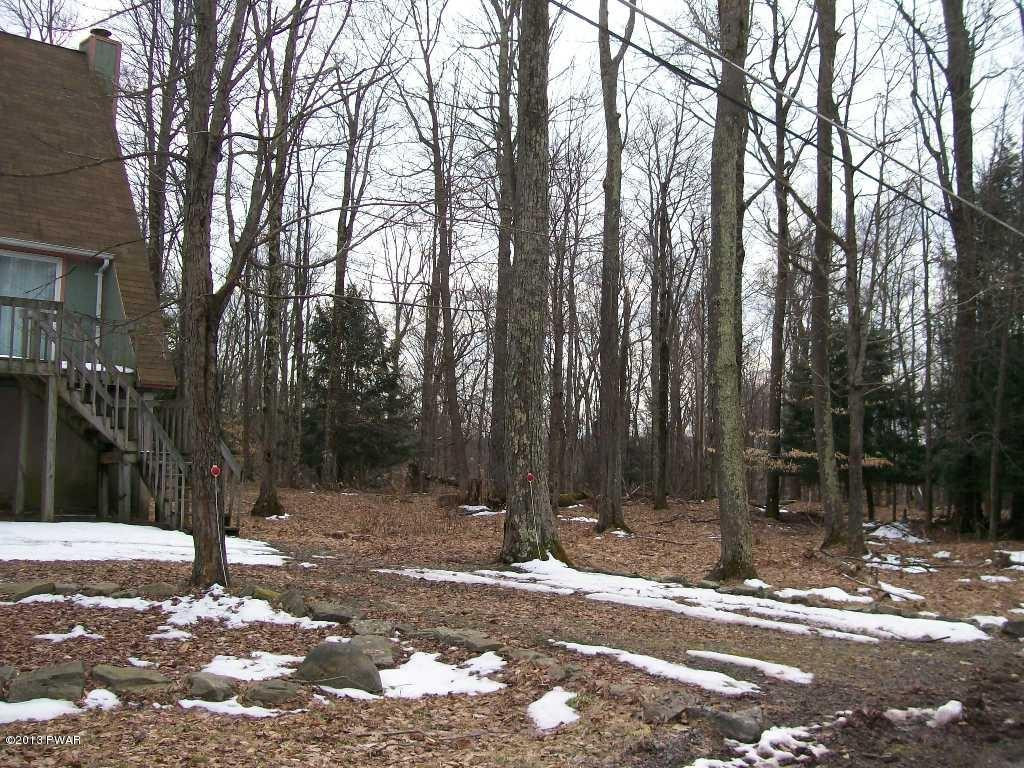 15 Ridge Circle Greentown, PA 18426 - Photo 6 of 28 Gallery Image 6