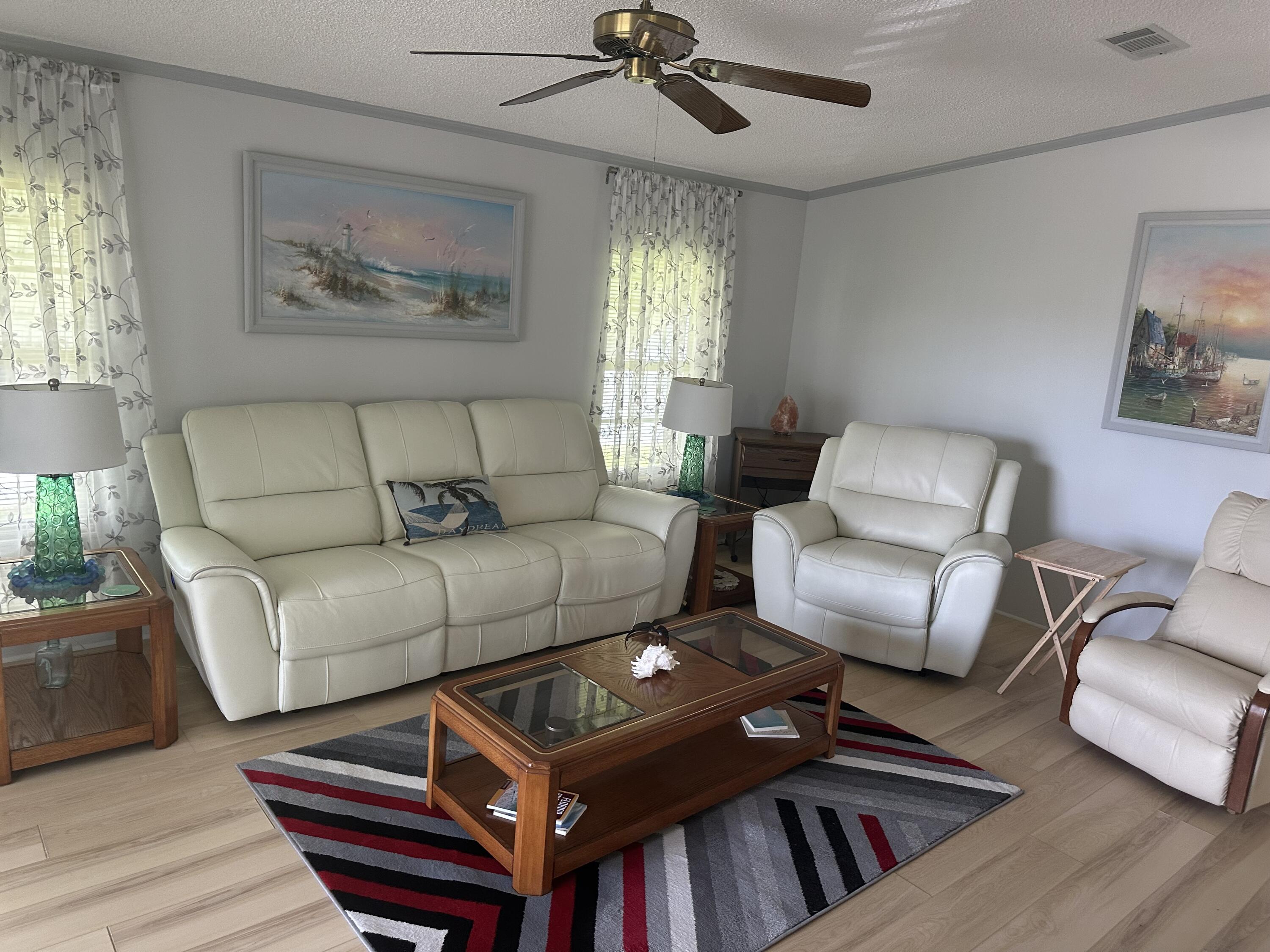 515 Thames Bluff Ridge, Unit 34 Fort Pierce, FL 34982 - Photo 9 of 17 IMG_8557