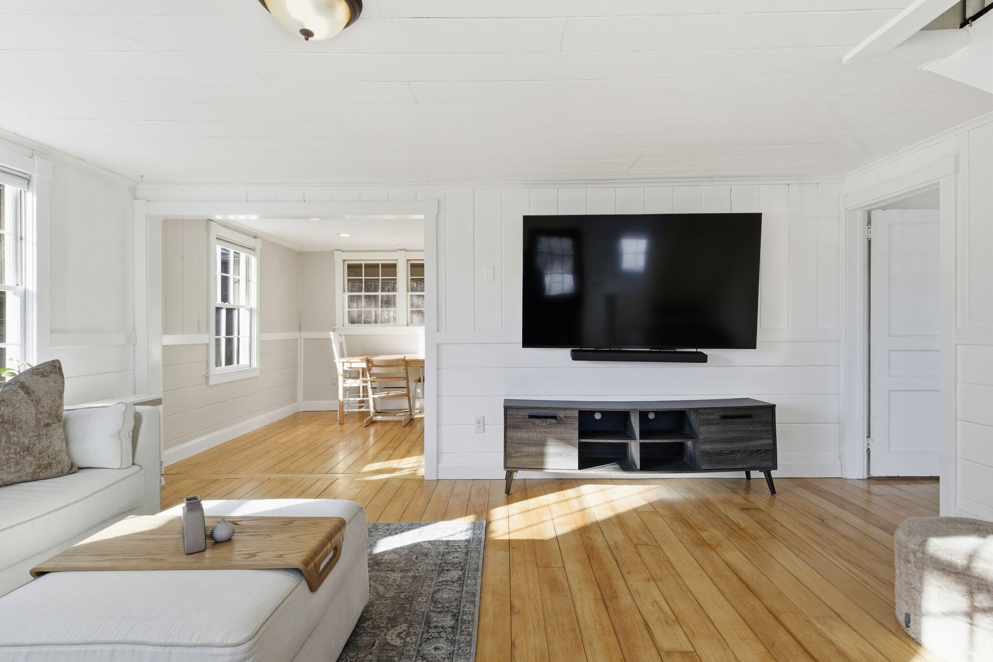 107 Brave Boat Harbor Road Kittery, ME 03905 - Photo 16 of 42 107_Brave_Boat_Harbor_Rd_18
