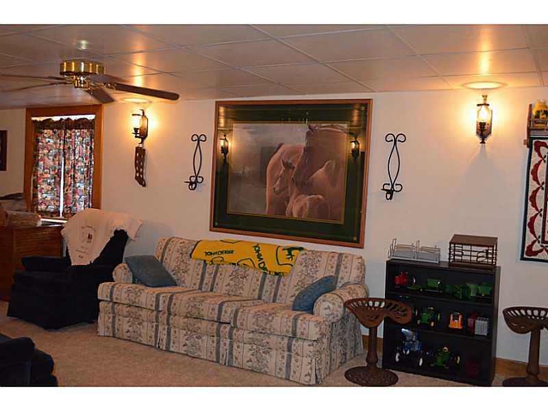8 Moore Road West Alexander, PA 15376 - Photo 7 of 17 Family Room.