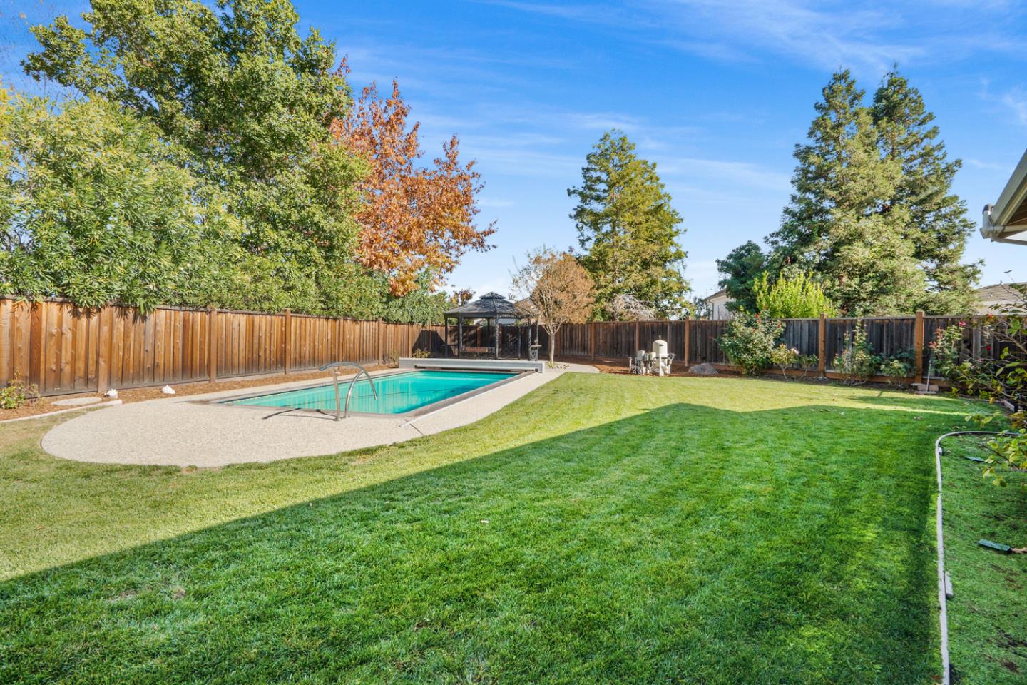 9040 Ridgeway Drive Gilroy, CA 95020 - Photo 32 of 44