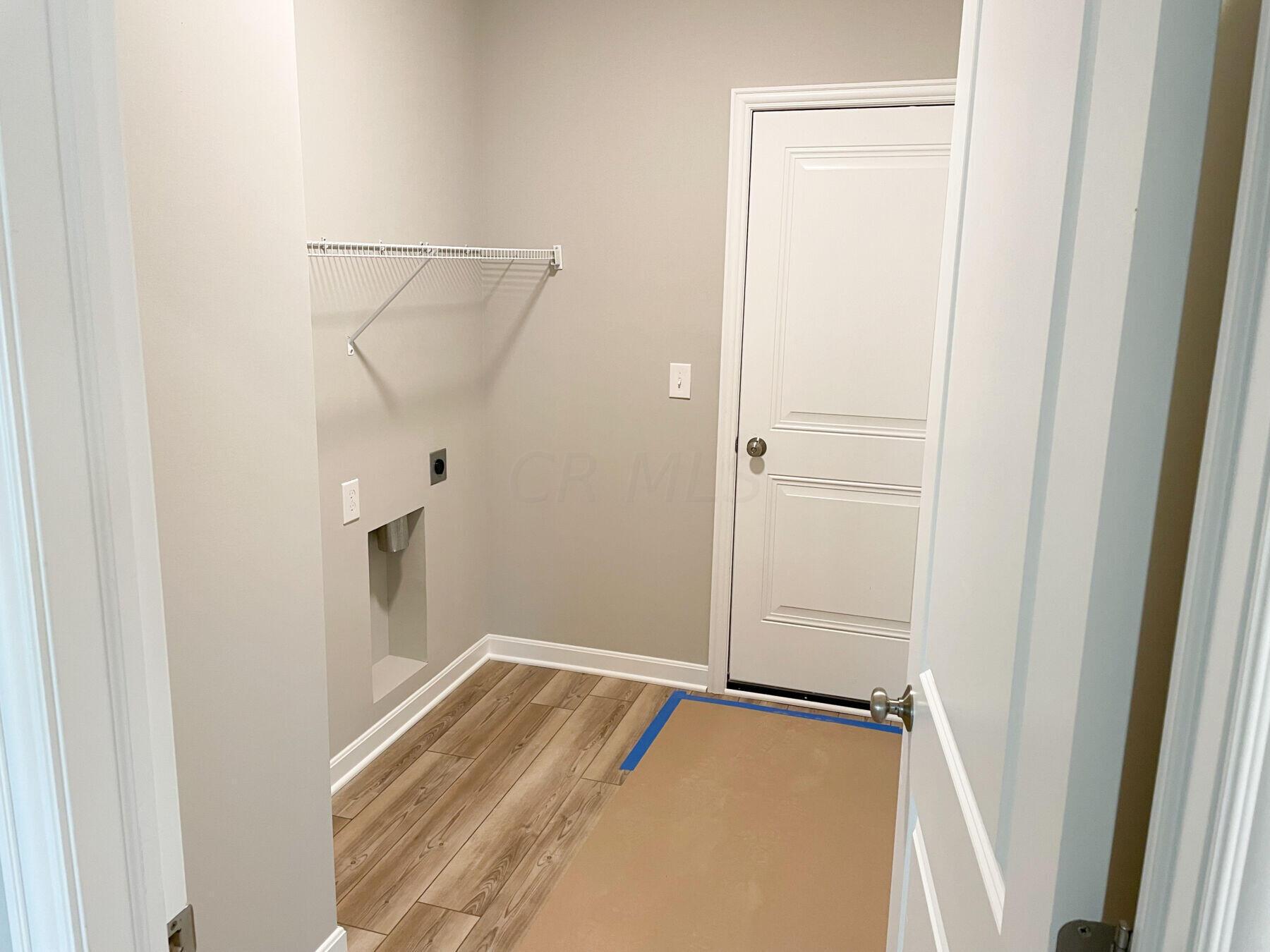 399 Colonial Club Road, Unit LOT 60 Commercial Point, OH 43116 - Photo 15 of 21 Laundry Room