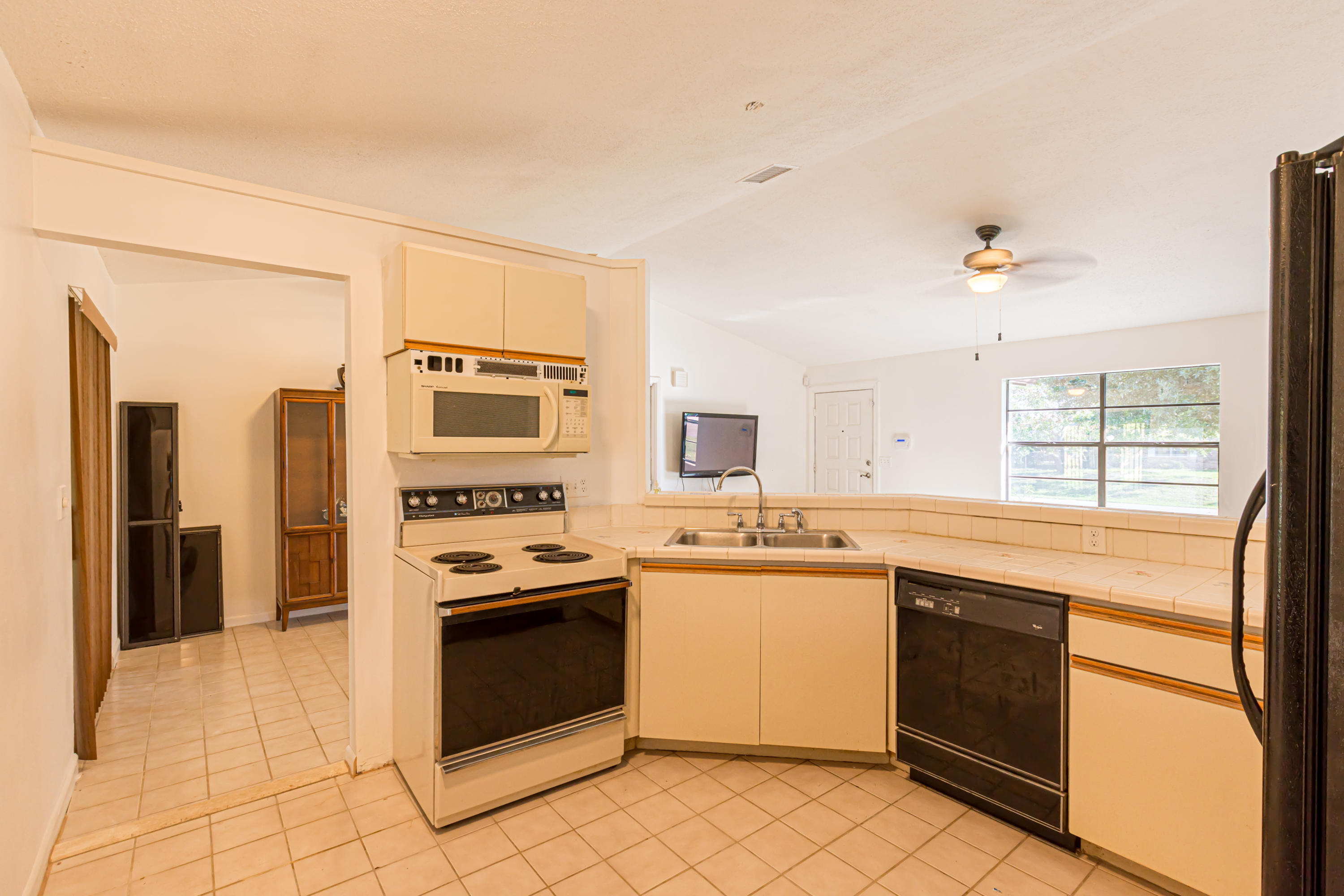2998 Southwest Pierson Road Port St. Lucie, FL 34953 - Photo 4 of 12 DSC_4323-HDR-2