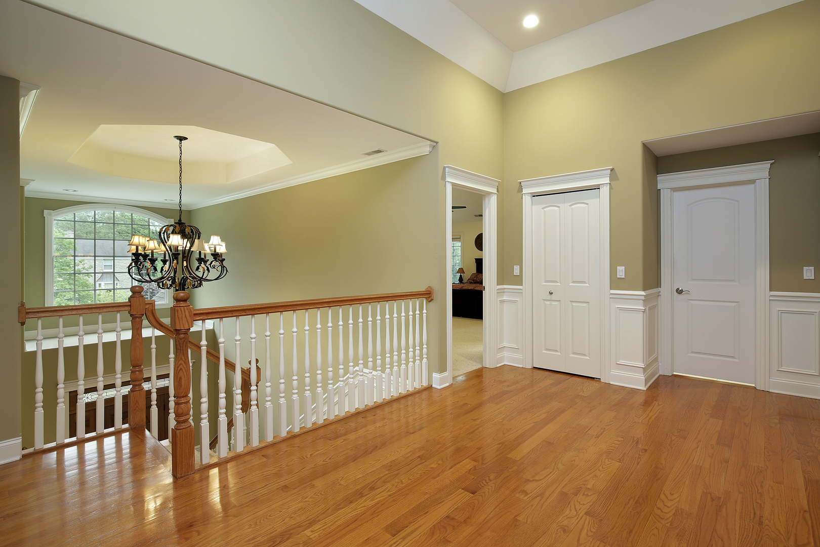 1528 Stratford Road Deerfield, IL 60015 - Photo 10 of 25 a view of a bedroom with wooden floor