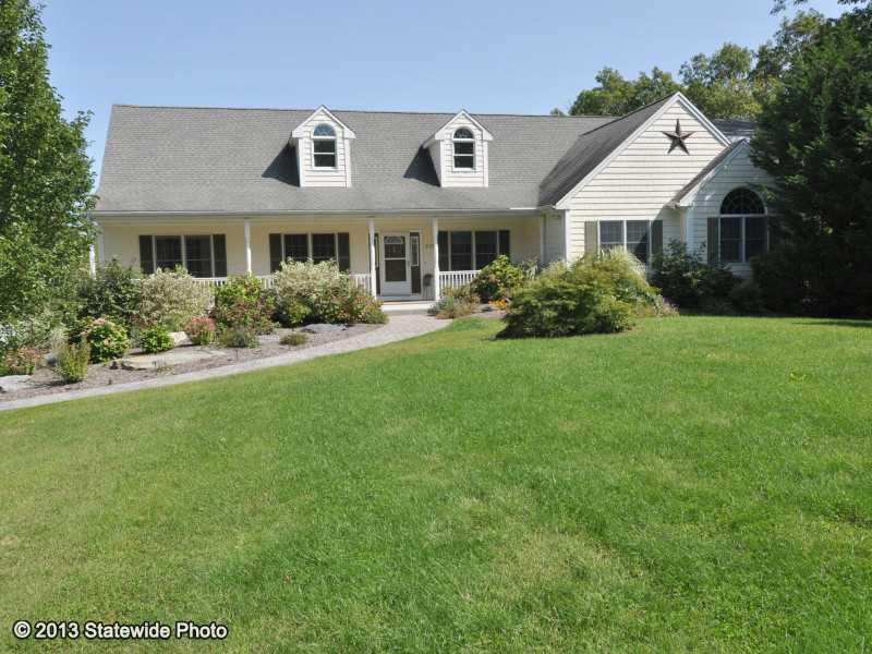 428 Lake Road Tiverton, RI 02878 - Photo 1 of 25 Exterior Front.
