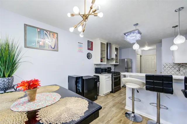 $2,100 | 19334 Strathmore Pl Lane, Katy, TX 77449