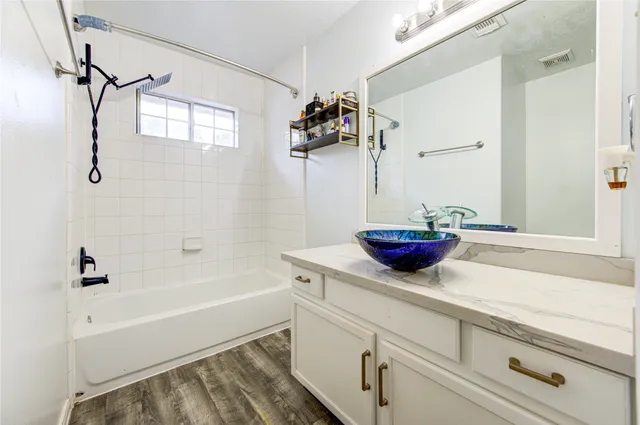 $2,100 | 19334 Strathmore Pl Lane, Katy, TX 77449