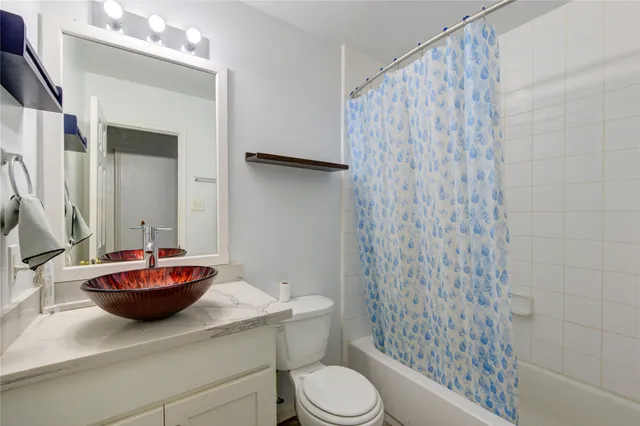 $2,100 | 19334 Strathmore Pl Lane, Katy, TX 77449