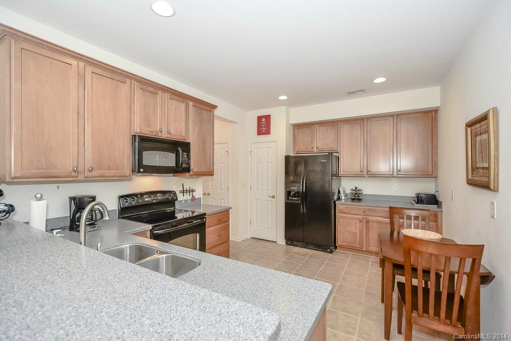 776 Ledgestone Court, Unit 776 Tega Cay, SC 29708 - Photo 6 of 17 Gallery Image 6