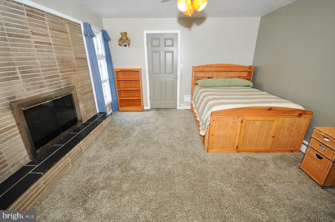 239 Almond Road Elmer, NJ 08318 - Photo 21 of 32