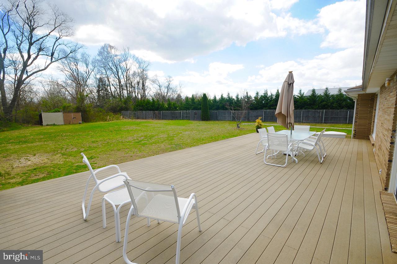 239 Almond Road Elmer, NJ 08318 - Photo 27 of 32