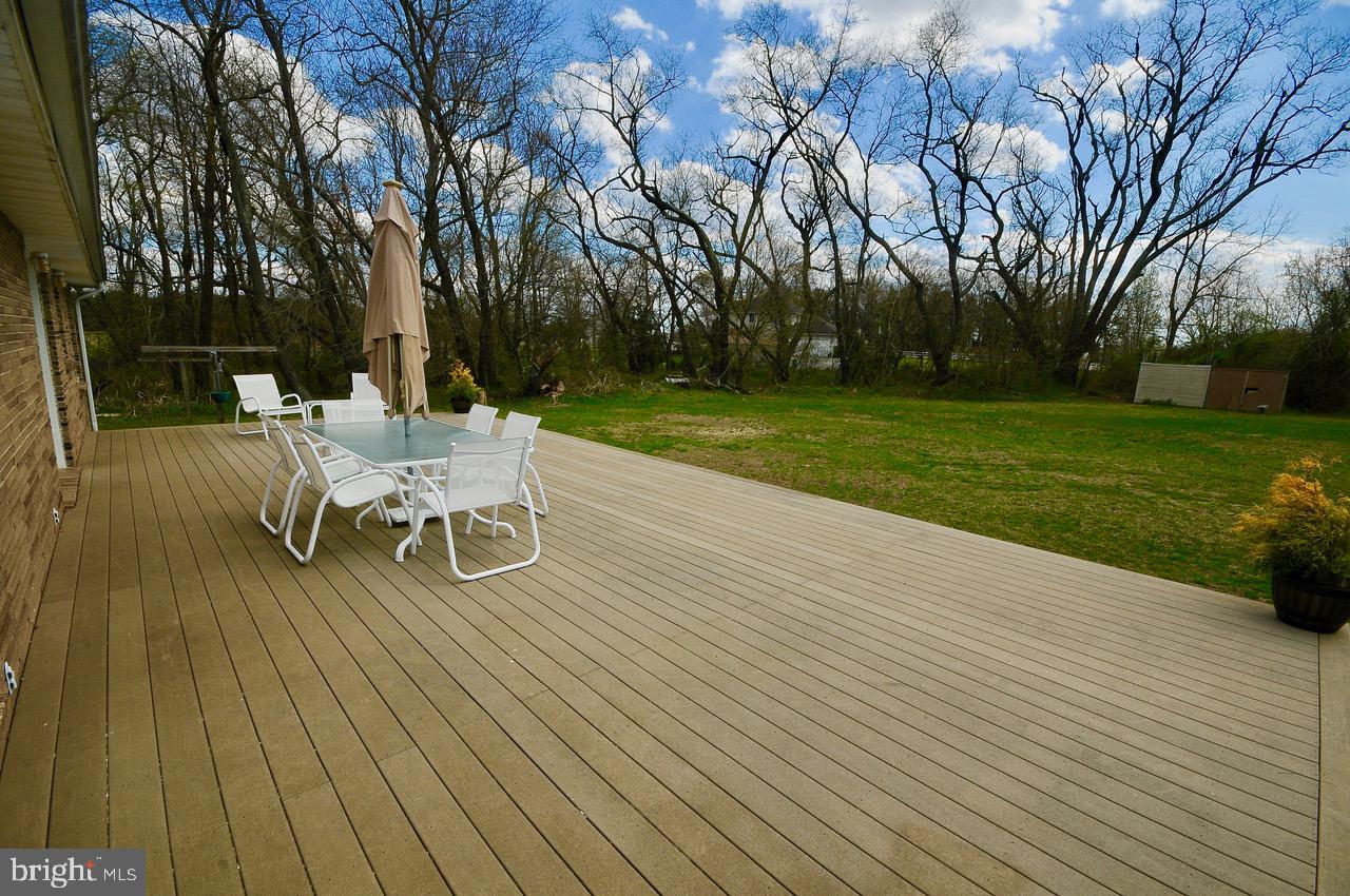 239 Almond Road Elmer, NJ 08318 - Photo 29 of 32