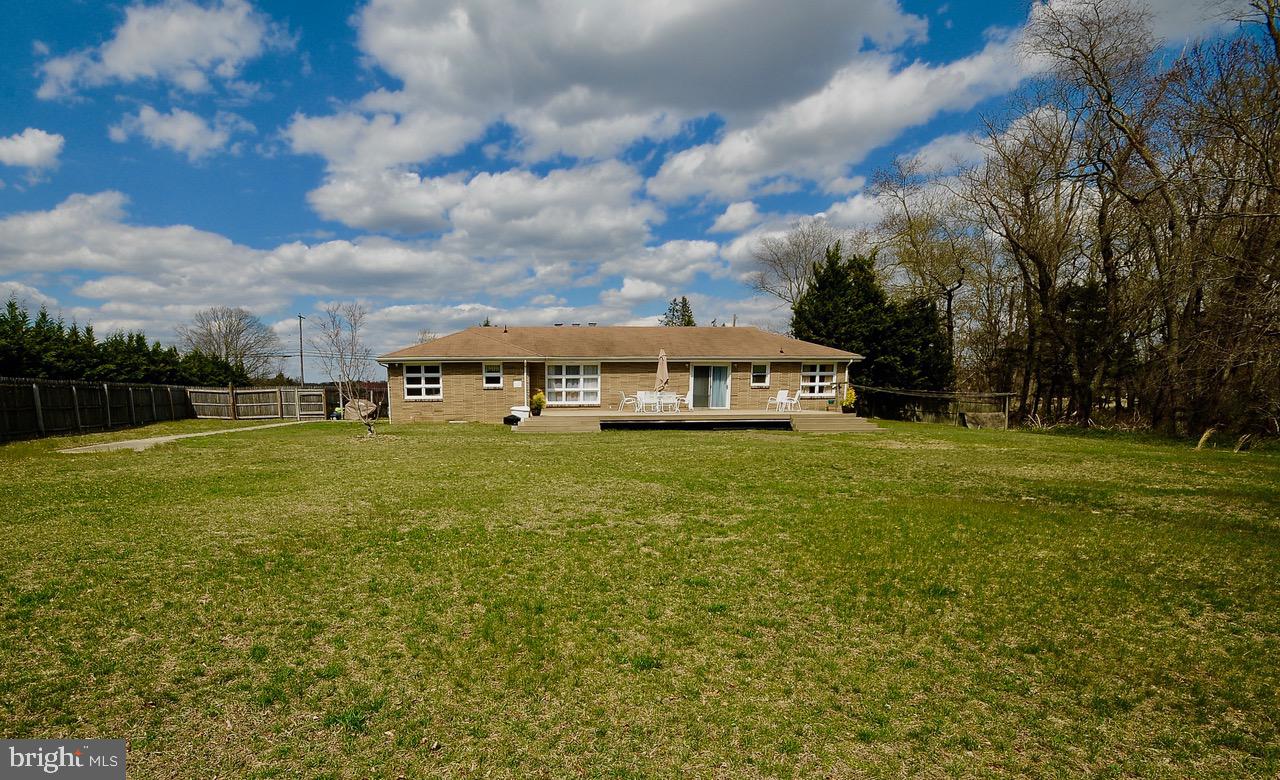 239 Almond Road Elmer, NJ 08318 - Photo 31 of 32