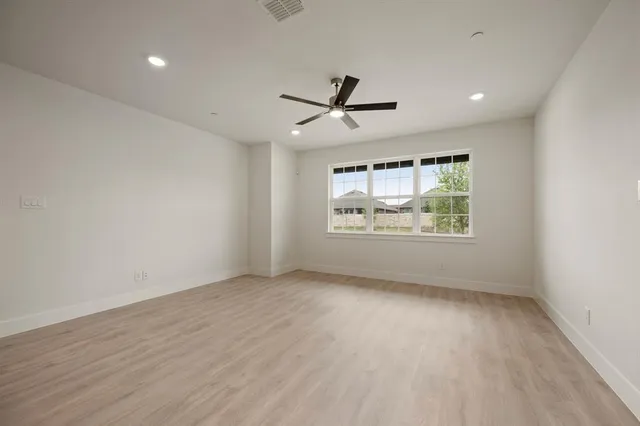 $400,990 | 2512 Red Tailed Hawk Lane, McKinney, TX 75071