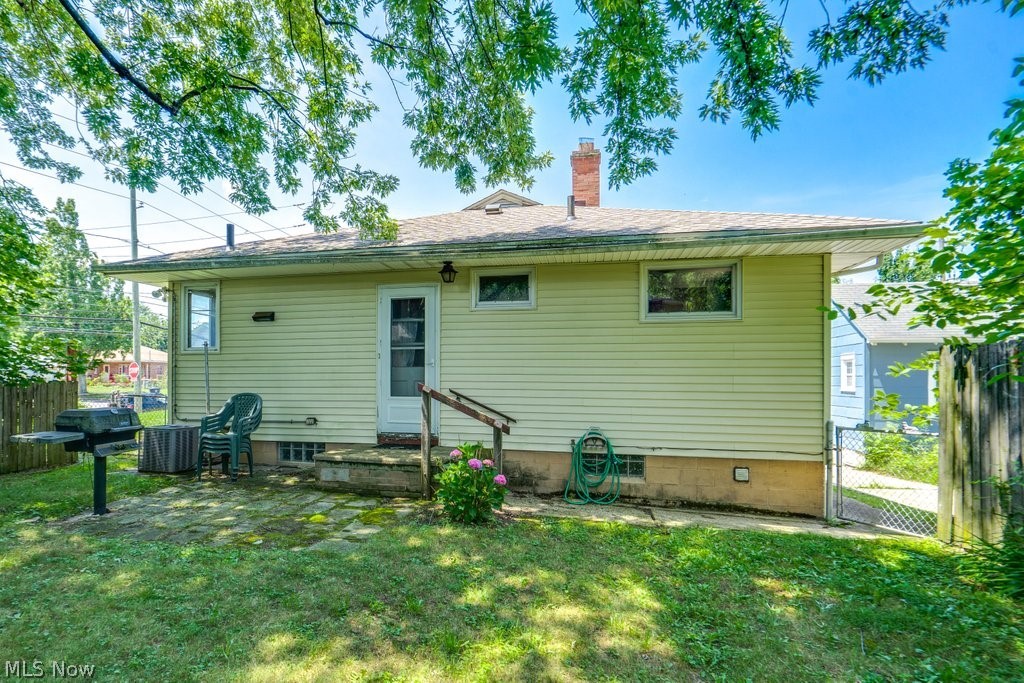 1089 Dayton Street Akron, OH 44310 - Photo 26 of 29