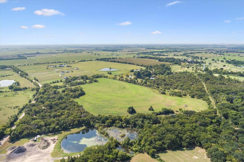1487 Middleton Road Mart, TX 76664 - Photo 38 of 40 a view of a city