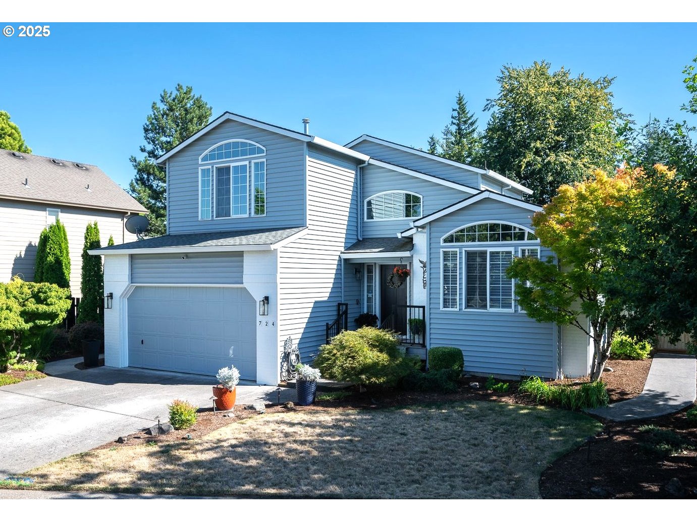 724 Southwest 28th Street Troutdale, OR 97060 - Photo 3 of 47