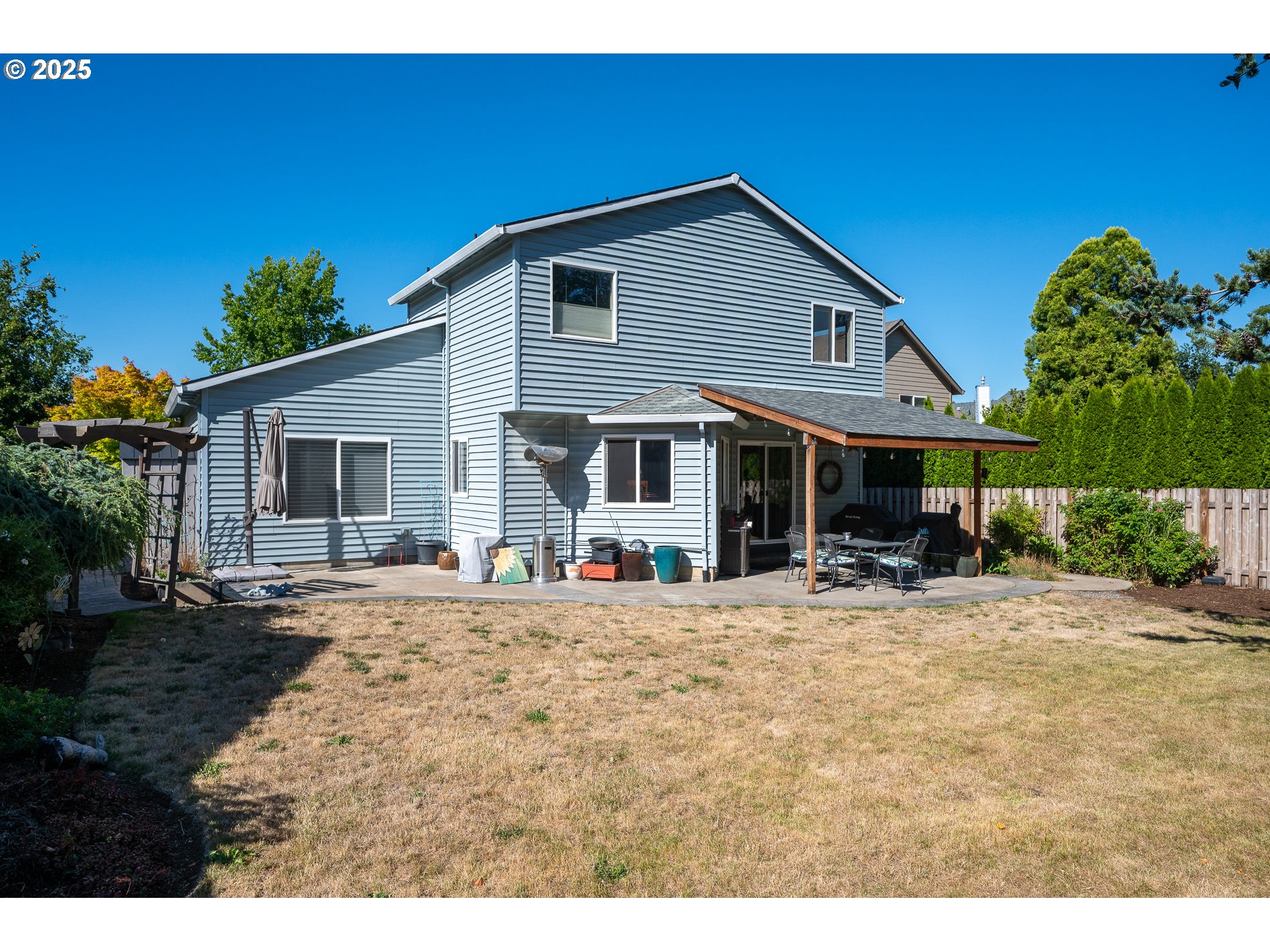 724 Southwest 28th Street Troutdale, OR 97060 - Photo 34 of 47
