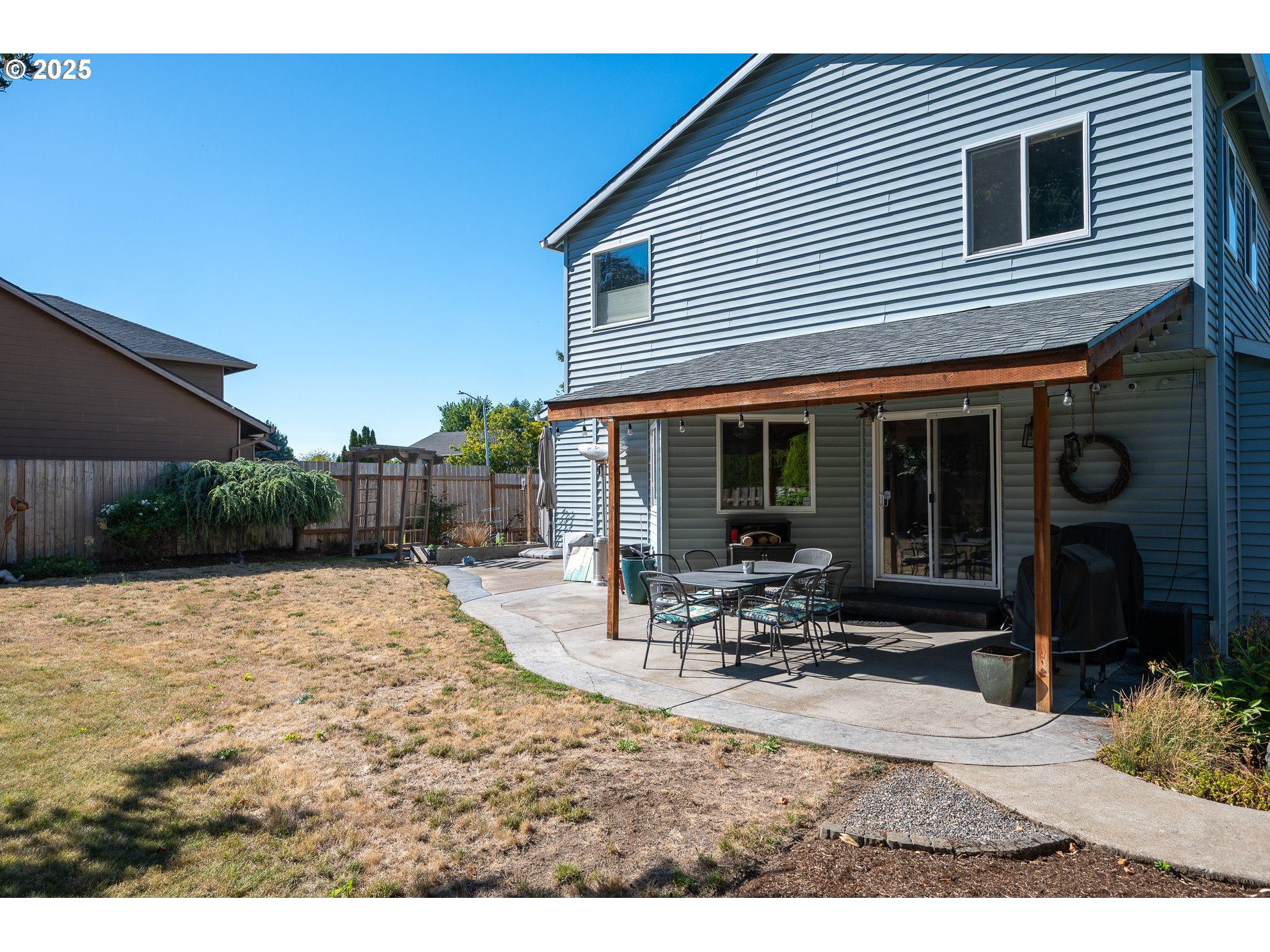 724 Southwest 28th Street Troutdale, OR 97060 - Photo 35 of 47