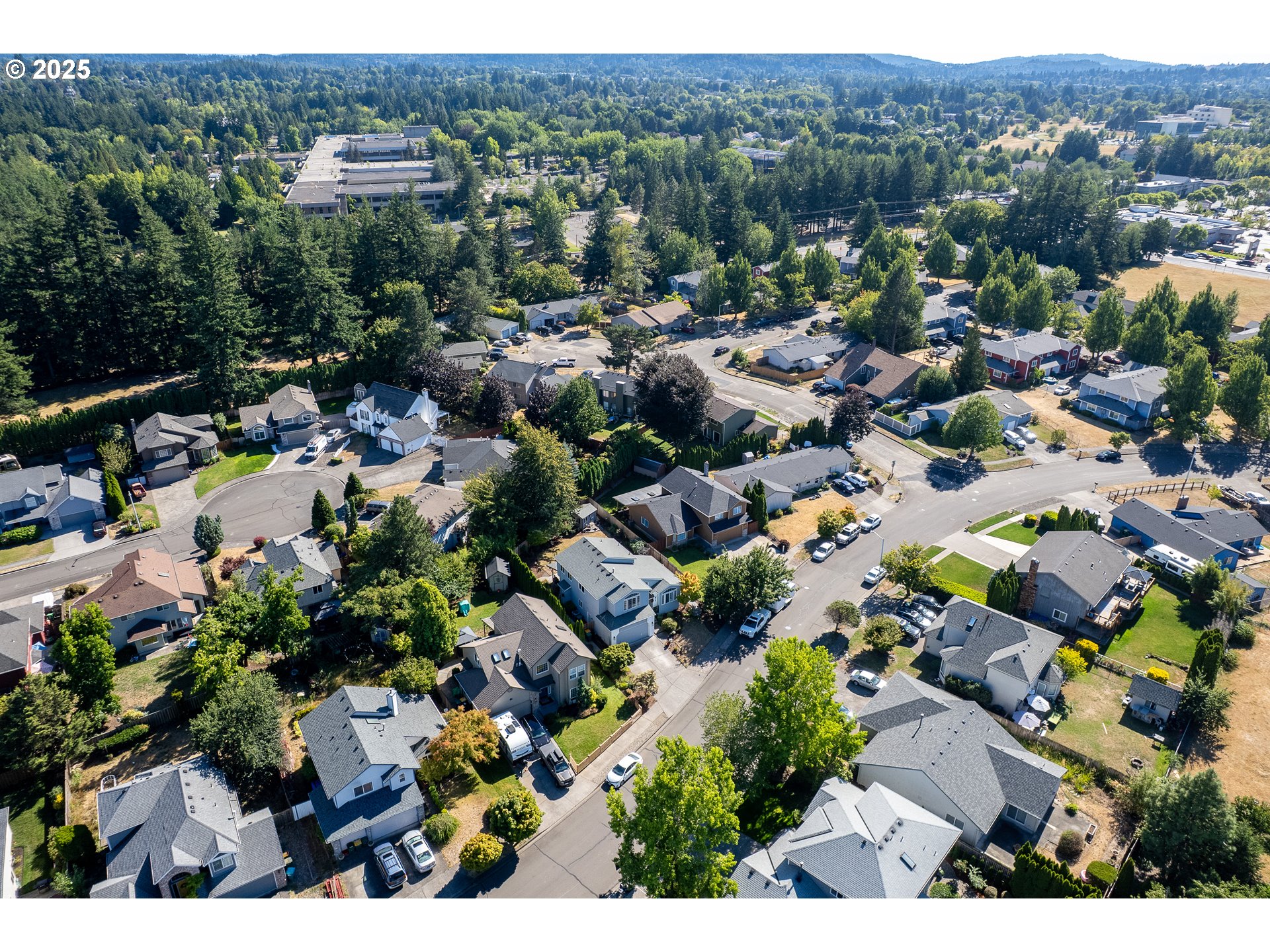 724 Southwest 28th Street Troutdale, OR 97060 - Photo 39 of 47