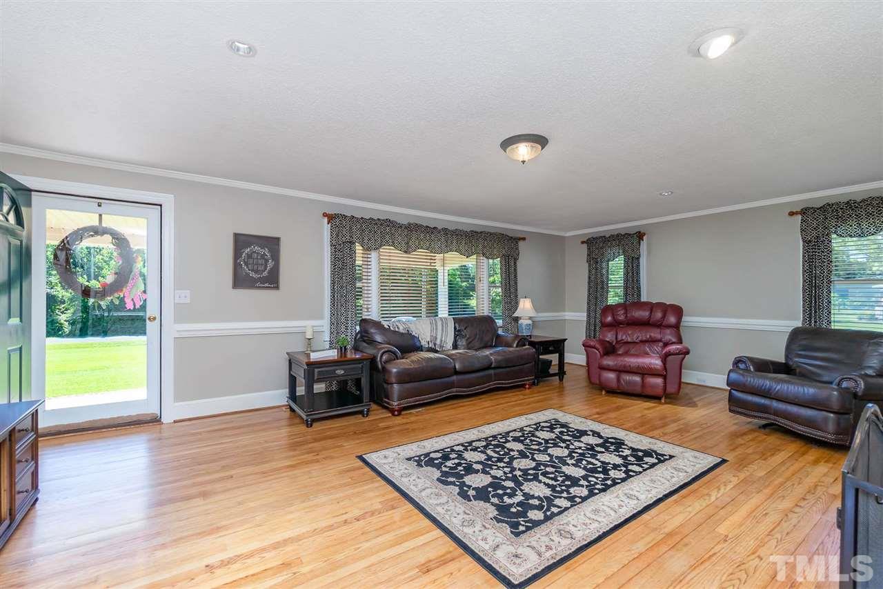 88 Glover Road Dunn, NC 28334 - Photo 10 of 30