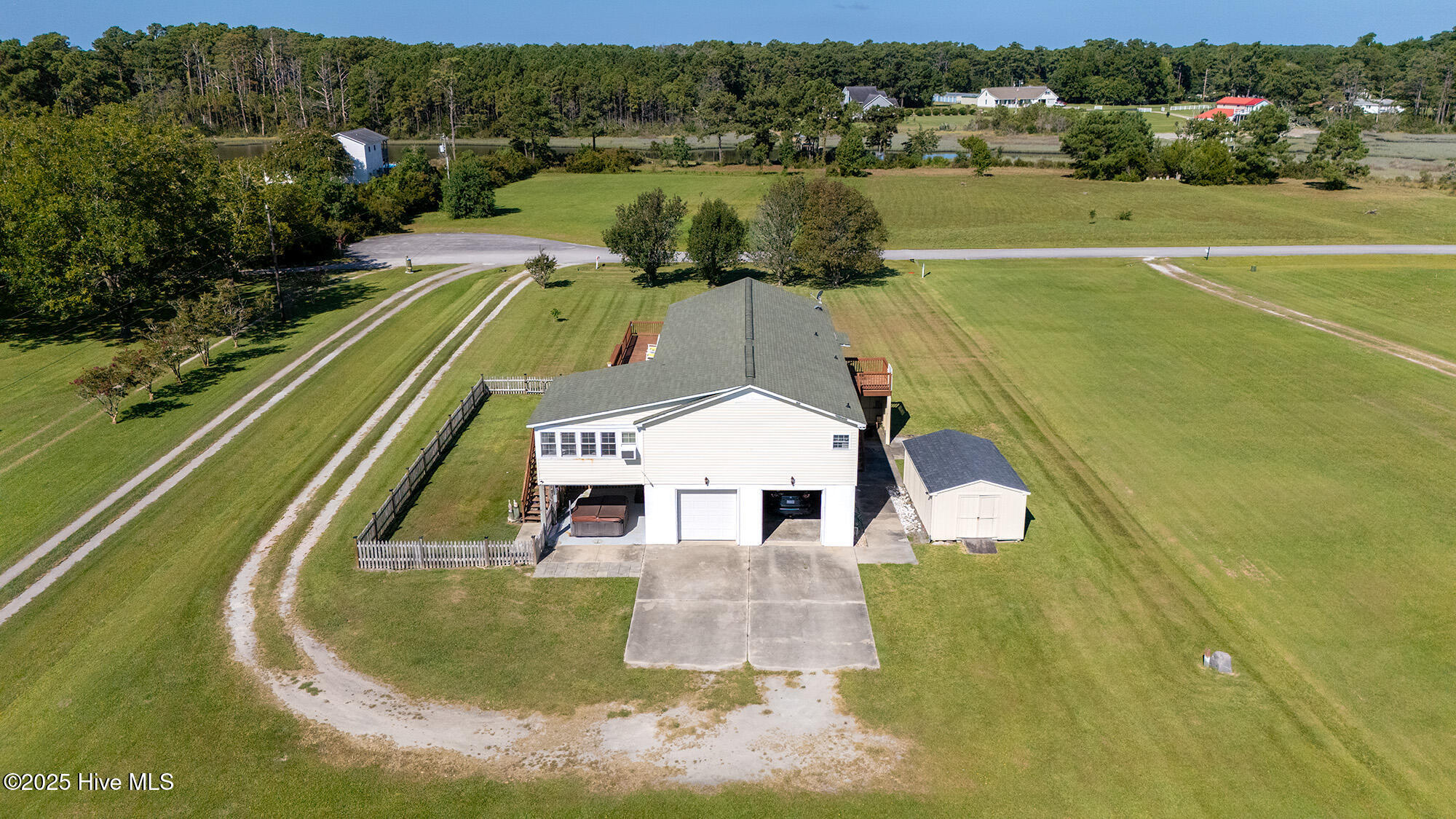 215 Landing Road Beaufort, NC 28516 - Photo 33 of 41 215 LANDING (9)