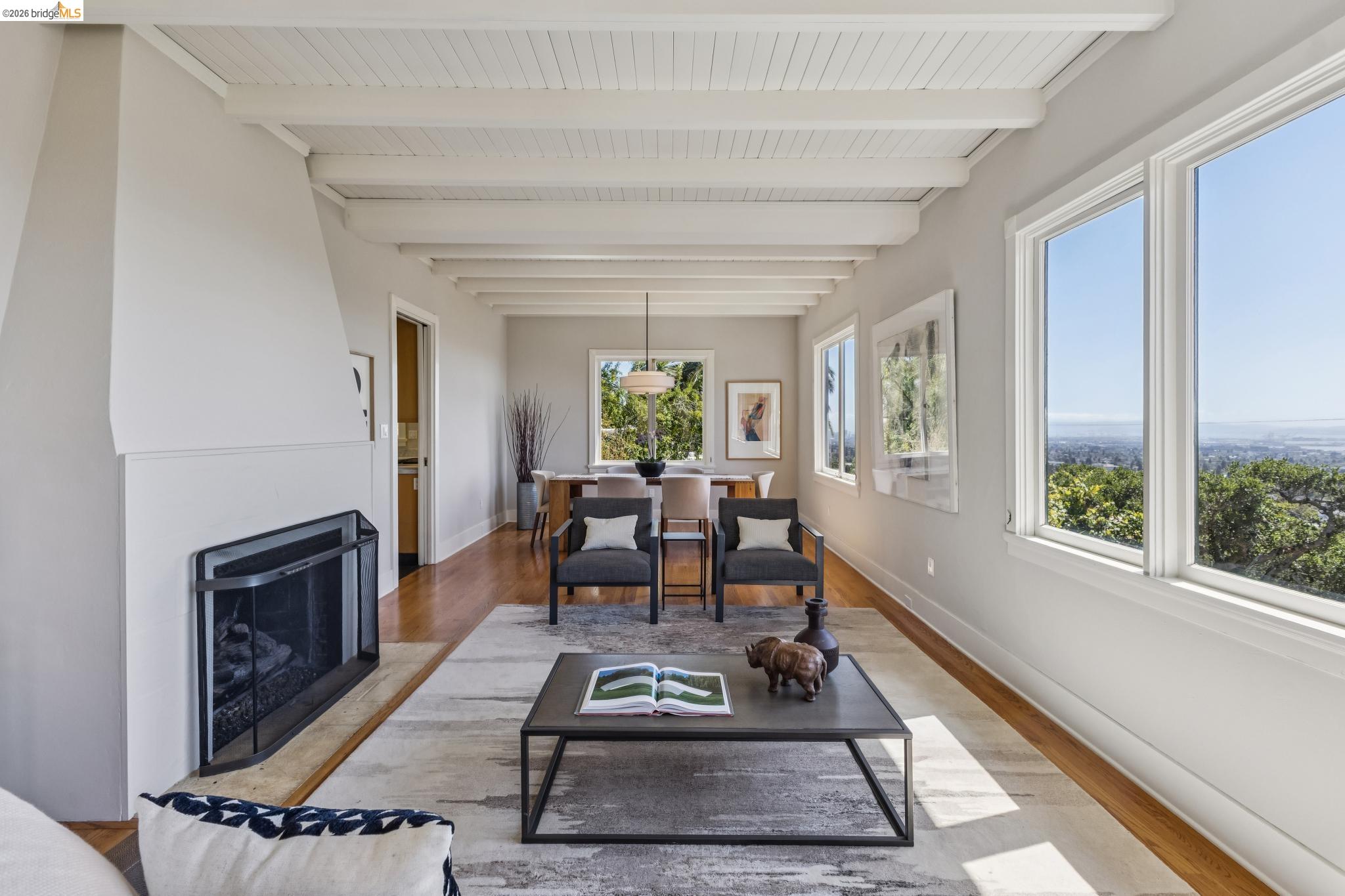 8 Mosswood Road Berkeley, CA 94704 - Photo 7 of 50
