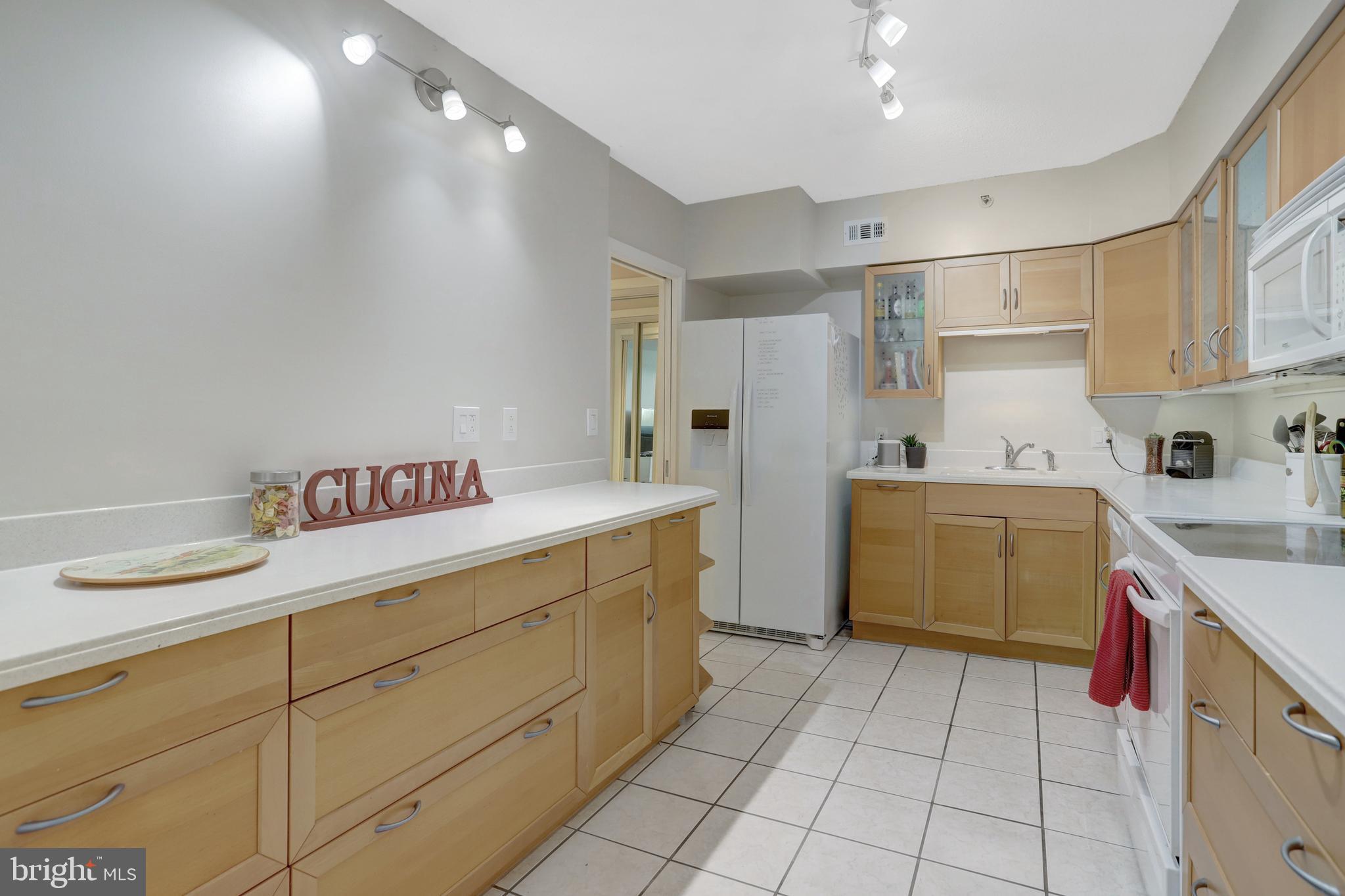 5501 Seminary Road, Unit 514S Falls Church, VA 22041 - Photo 11 of 72