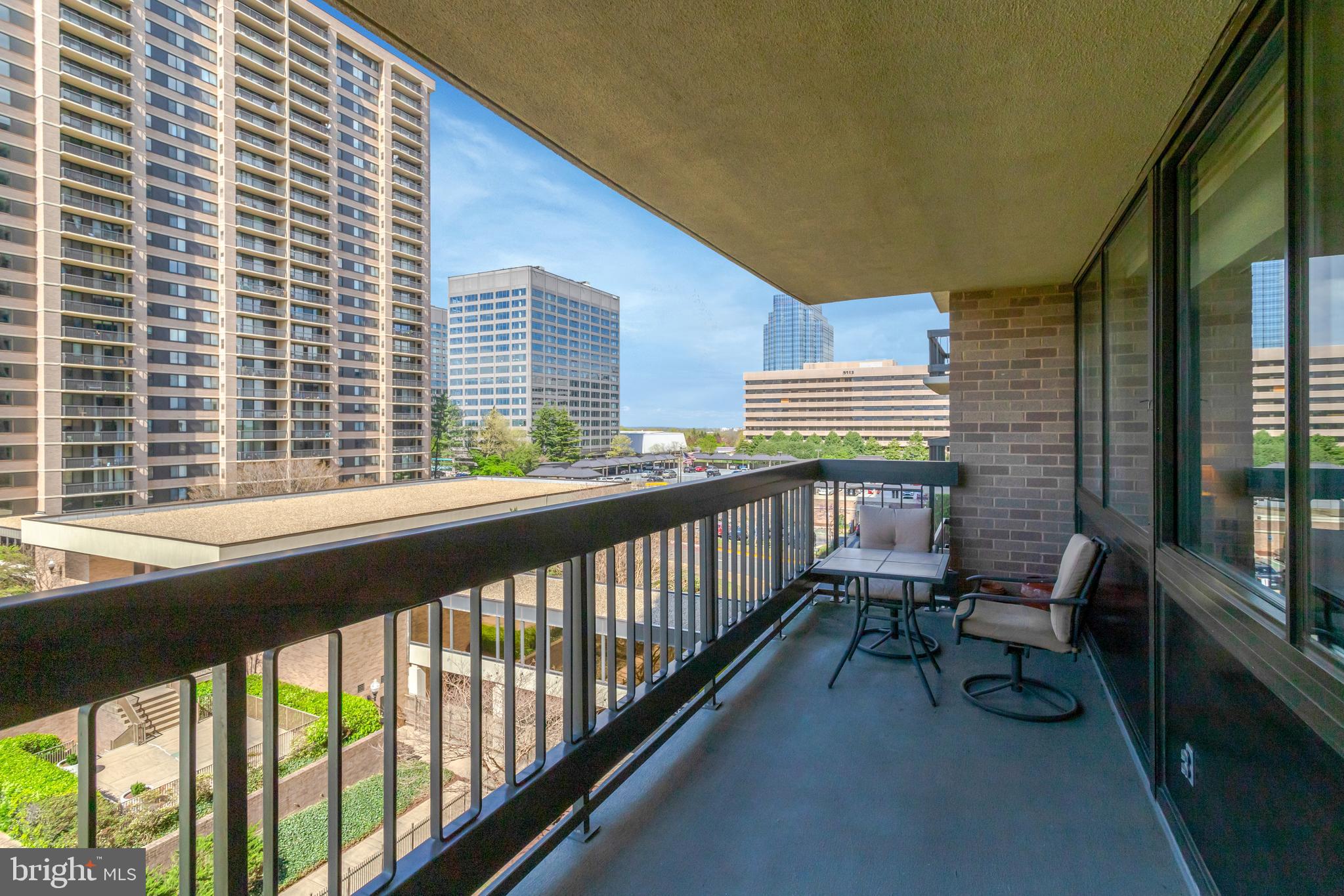 5501 Seminary Road, Unit 514S Falls Church, VA 22041 - Photo 16 of 72 a balcony with furniture