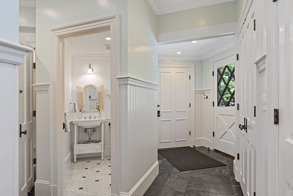 134 Musterfield Road Concord, MA 01742 - Photo 14 of 28