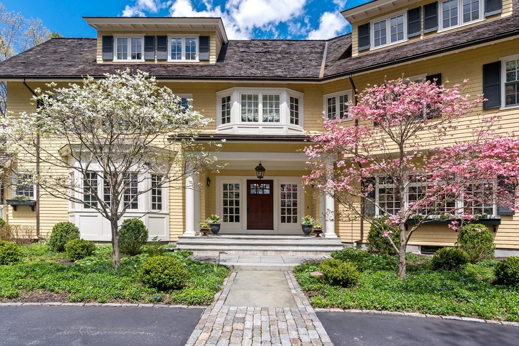 134 Musterfield Road Concord, MA 01742 - Photo 2 of 28