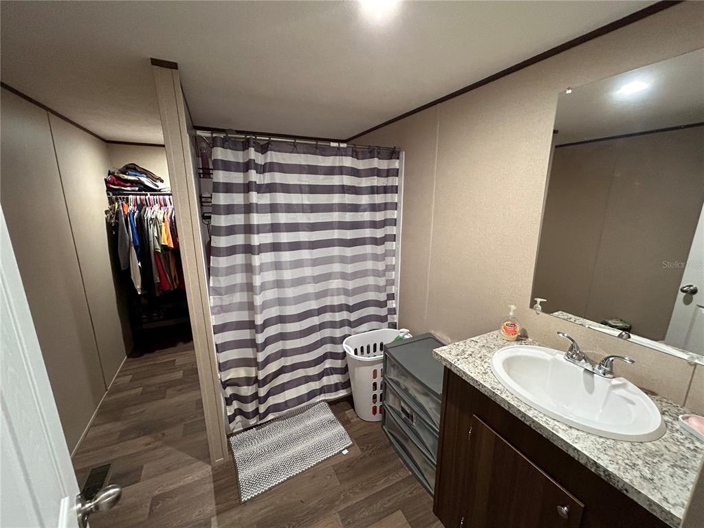 8668 Southwest 67th Court Ocala, FL 34476 - Photo 4 of 15