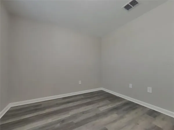 $1,949 | Undisclosed Address, Leesburg, FL 34788