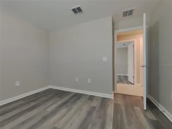 $1,949 | Undisclosed Address, Leesburg, FL 34788