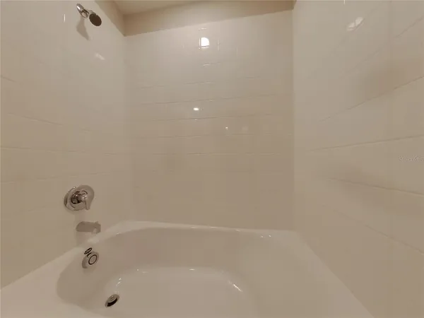 $1,949 | Undisclosed Address, Leesburg, FL 34788