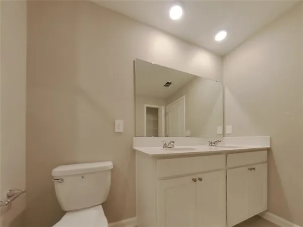 $1,949 | Undisclosed Address, Leesburg, FL 34788
