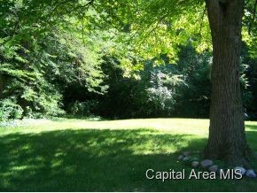 5 Oakbend Court Springfield, IL 62704 - Photo 5 of 14 Gallery Image 5