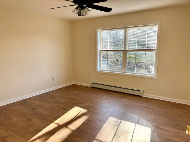 $2,600 | 160 Canal Street, Westerly, RI 02891