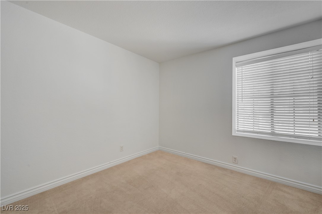 6505 Deadwood Road Las Vegas, NV 89108 - Photo 31 of 44 Bedroom3