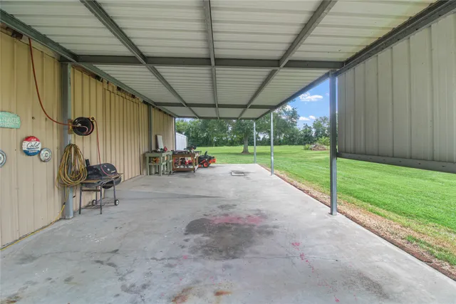 a view of a back yard of the house