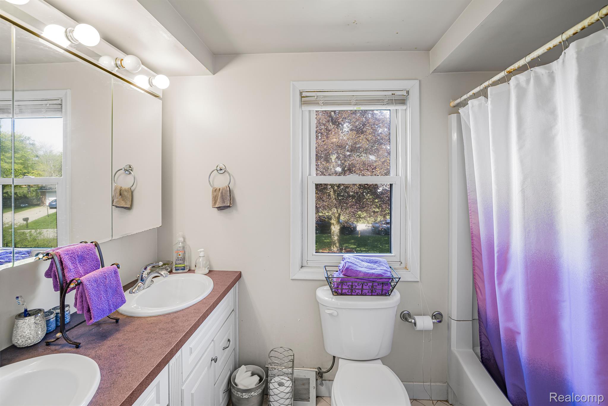 1935 Dawn Ridge Road Walled Lake, MI 48390 - Photo 20 of 33 Gallery Image 20