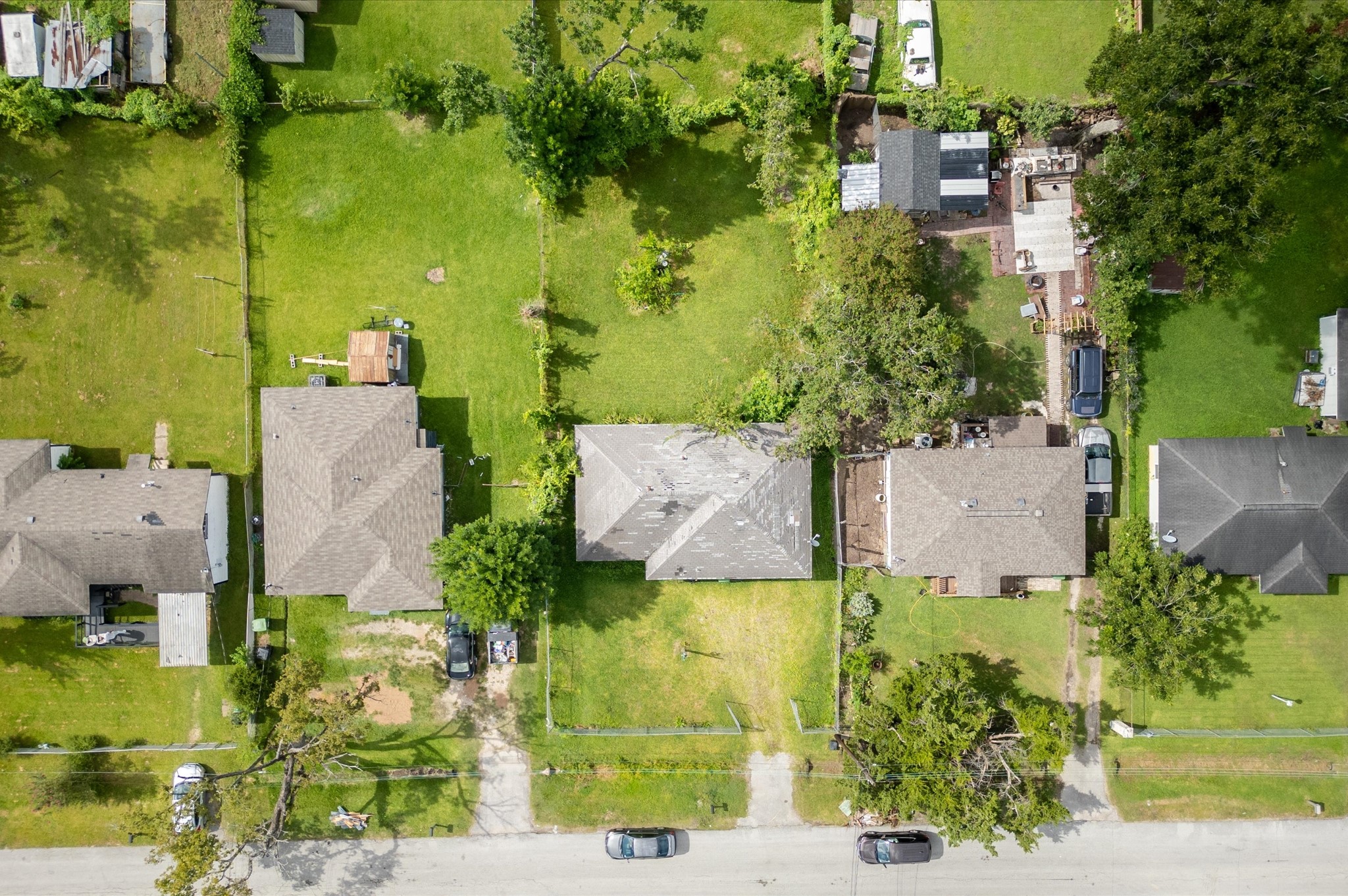 7926 Linda Vista Road Houston, TX 77028 - Photo 9 of 13 an aerial view of a house with a yard
