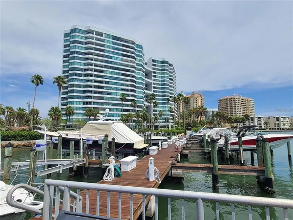 $4,000 | 888 Boulevard Of The Arts, Unit 303, Sarasota, FL 34236